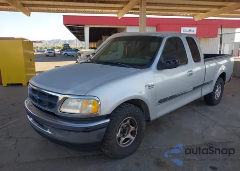 1998 Ford F-150 Lariat/Standard/Xl/Xlt from USA, damaged, VIN 1FTZX1768WKC41014